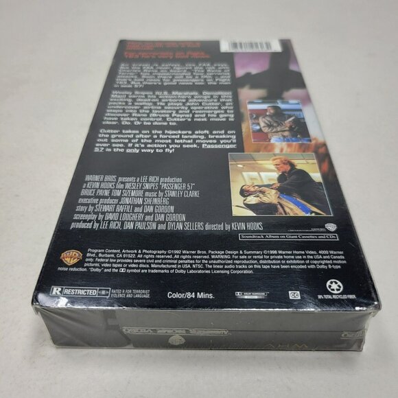 Passenger 57 (NEW SEALED VHS, 1998 WB Hits) Watermark Wesley Snipes - Picture 8 of 8